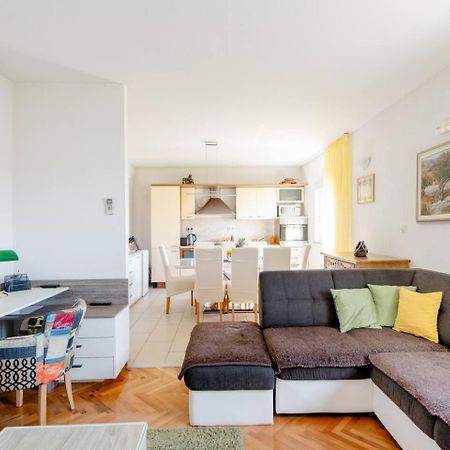 Ferienwohnung Apartman Jam Solin Exterior foto