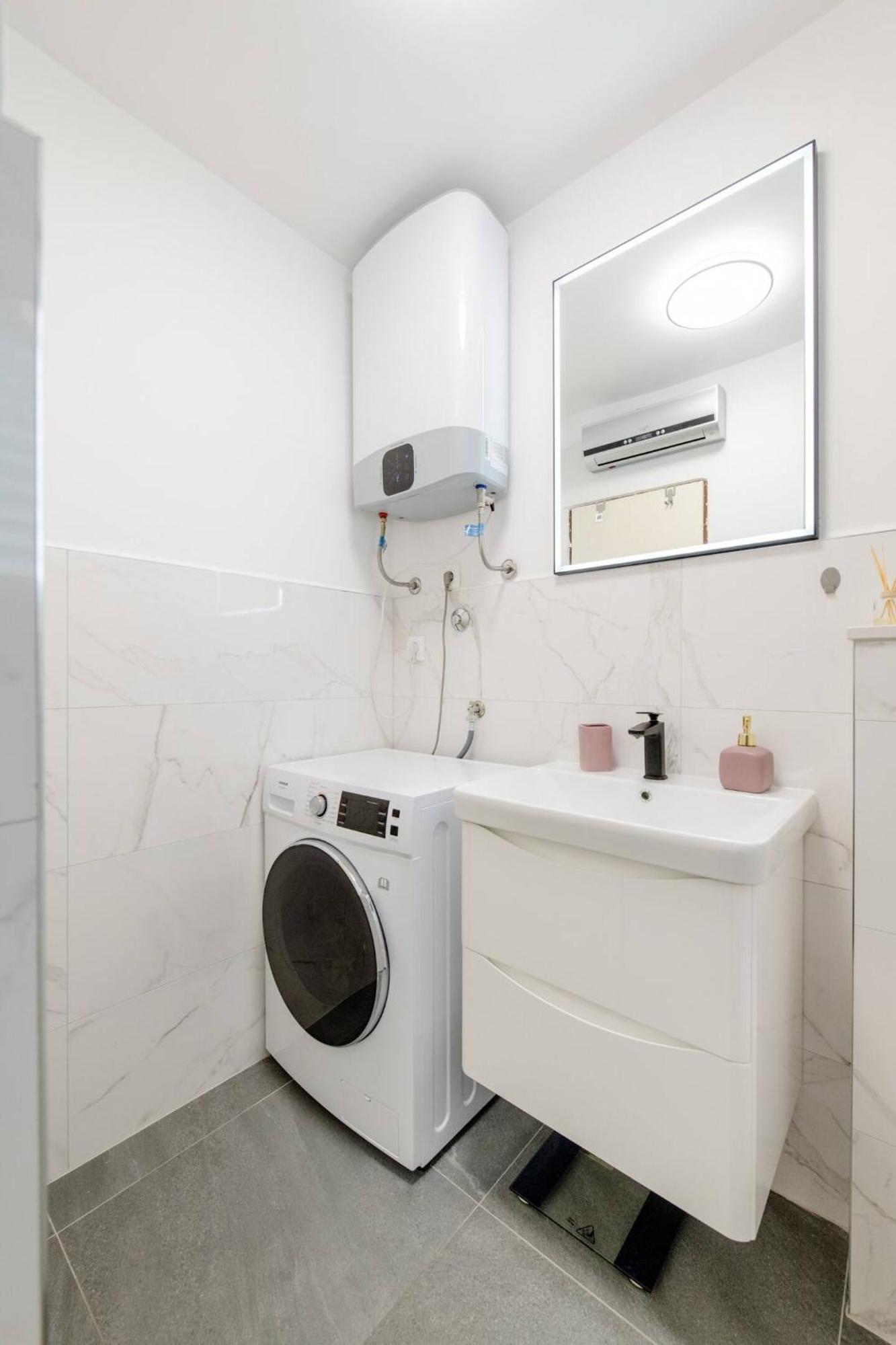 Ferienwohnung Apartman Jam Solin Exterior foto